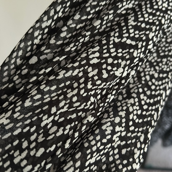 Express Mini Dress black and white patterned - Picture 2 of 6